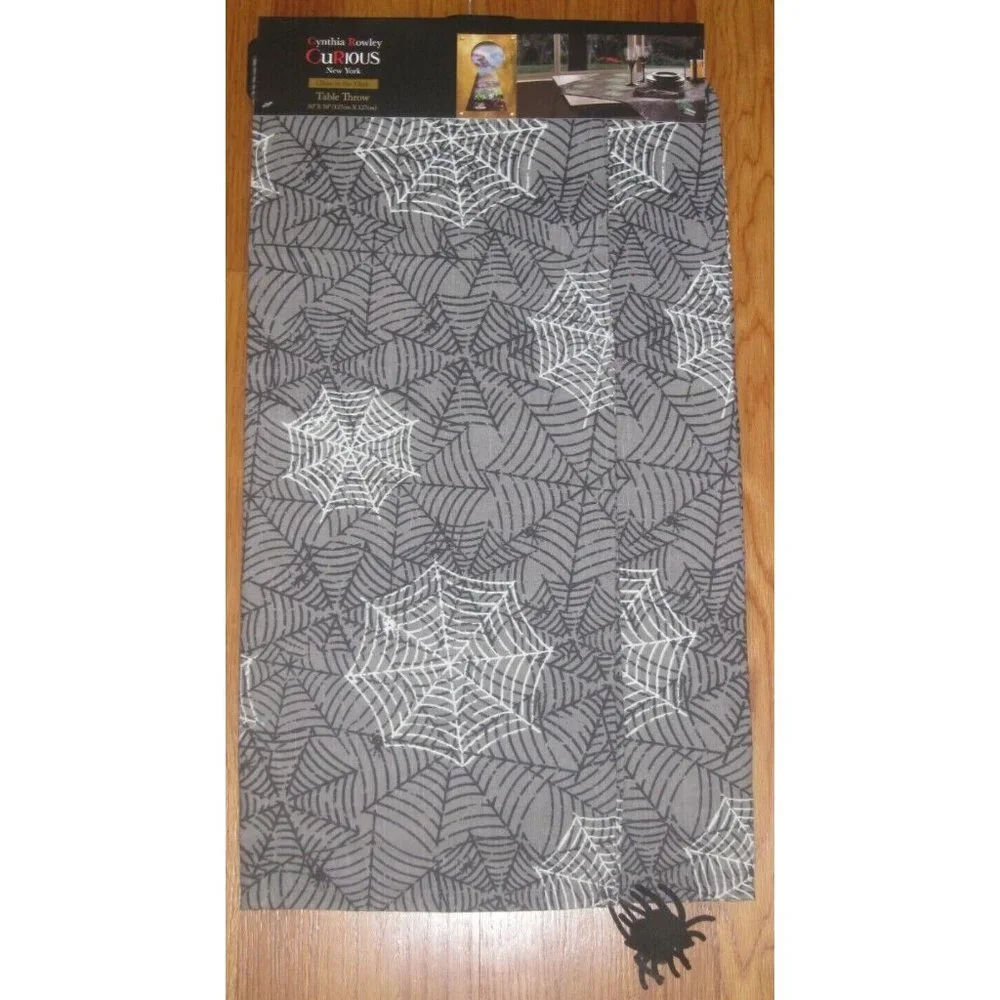 Cynthia Rowley Curious Halloween Table Throw Spiders ~ Glow in the Dark ~ Webs